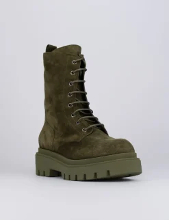 Anfibi tacco 2cm camoscio verde