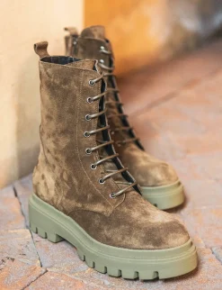 Anfibi tacco 2cm camoscio verde
