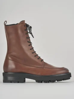 Anfibi tacco 1cm pelle marrone
