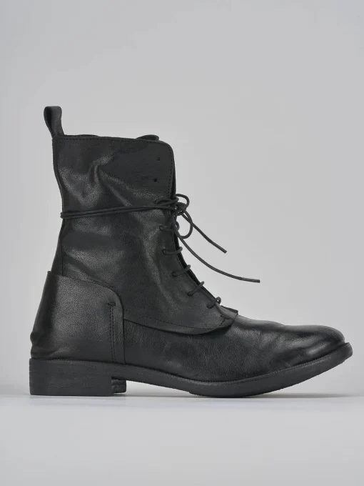 Anfibi tacco 1cm pelle nero