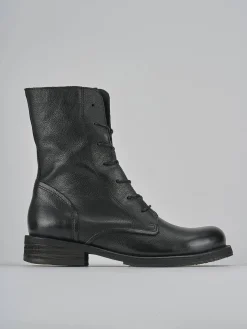 Anfibi tacco 2cm pelle nero