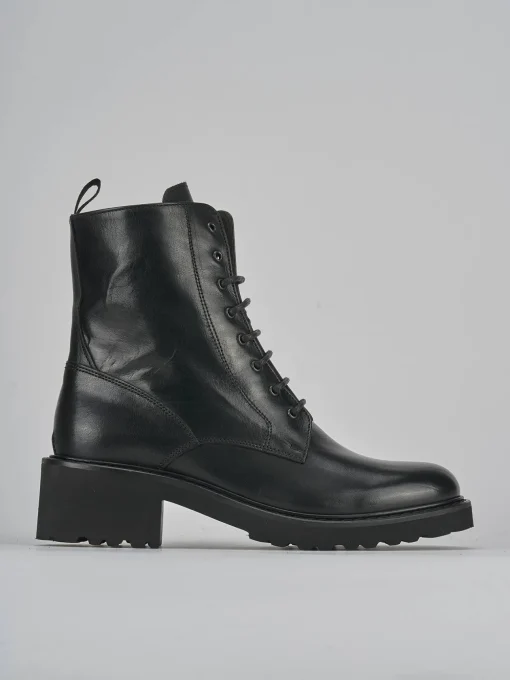 Anfibi tacco 5cm pelle nero