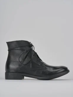 Anfibi tacco 1cm pelle nero