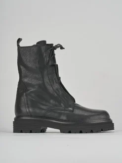 Anfibi tacco 2cm pelle nero