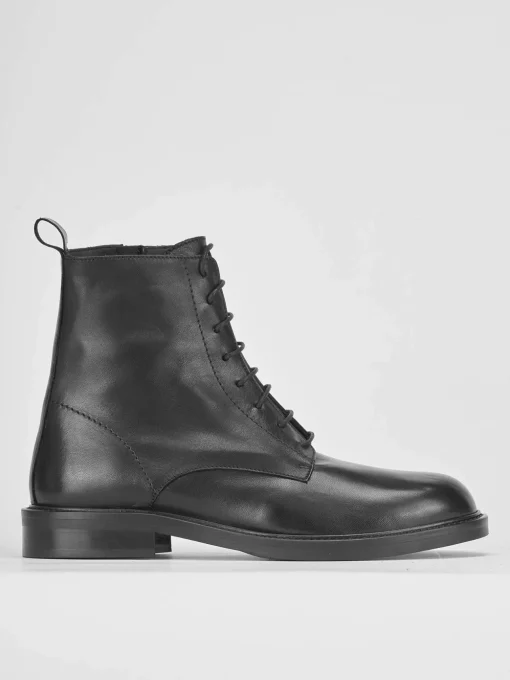 Anfibi tacco 2cm pelle nero