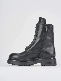 Anfibi tacco 3cm pelle nero