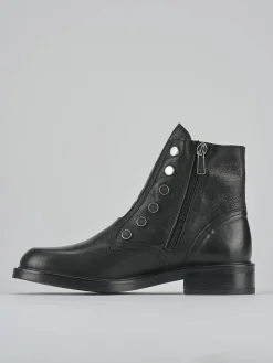 Anfibi tacco 2cm pelle nero