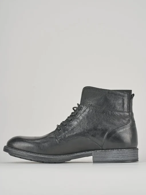 Anfibi tacco 1cm pelle nero