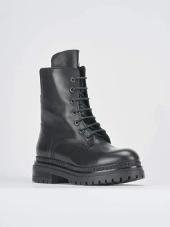 Anfibi tacco 3cm pelle nero