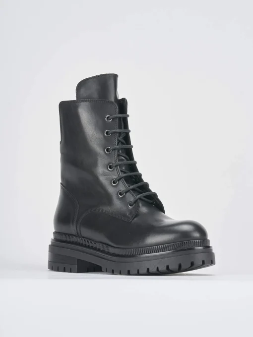 Anfibi tacco 3cm pelle nero