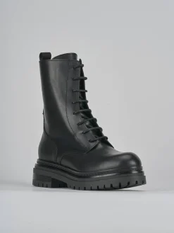 Anfibi tacco 3cm pelle nero