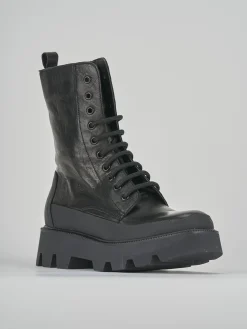 Anfibi tacco 3cm pelle nero