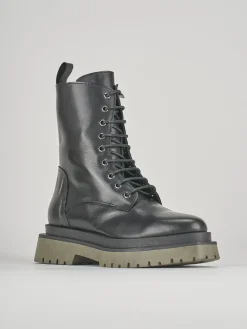 Anfibi tacco 3cm pelle nero