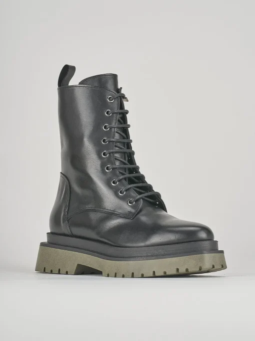 Anfibi tacco 3cm pelle nero