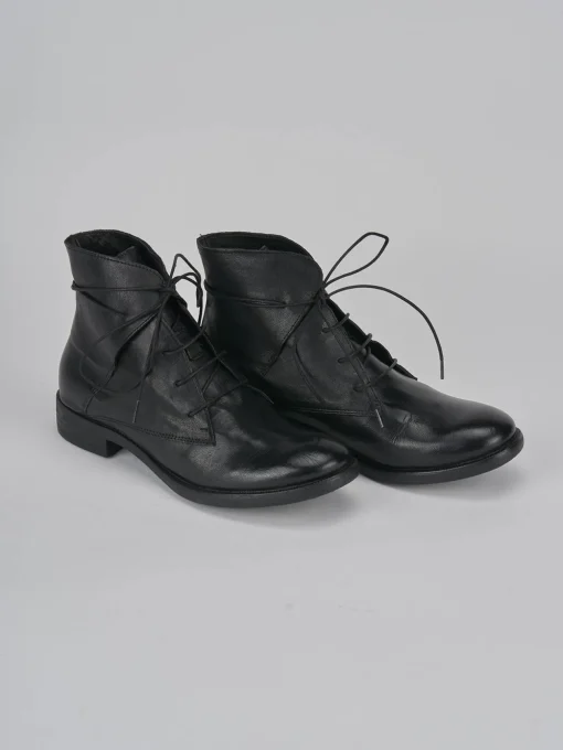 Anfibi tacco 1cm pelle nero