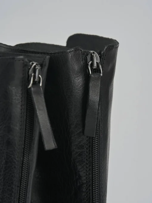 Anfibi tacco 2cm pelle nero