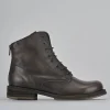 Anfibi tacco 2cm pelle testa