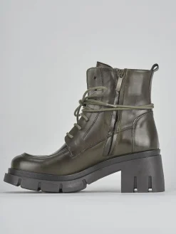Anfibi tacco 3cm pelle verde