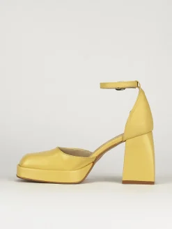 Bebe' tacco 9 cm giallo pelle