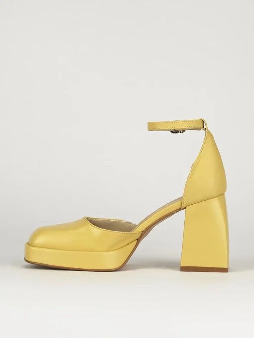 Bebe' tacco 9 cm giallo pelle