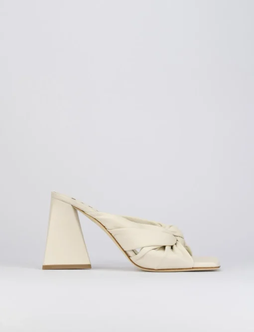 Ciabatta da passeggio tacco 8 cm bianco pelle