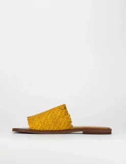 Ciabatta da passeggio tacco 1 cm giallo pelle