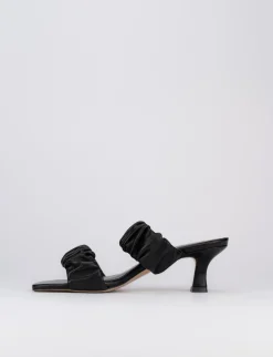 Ciabatta da passeggio tacco 5 cm nero pelle