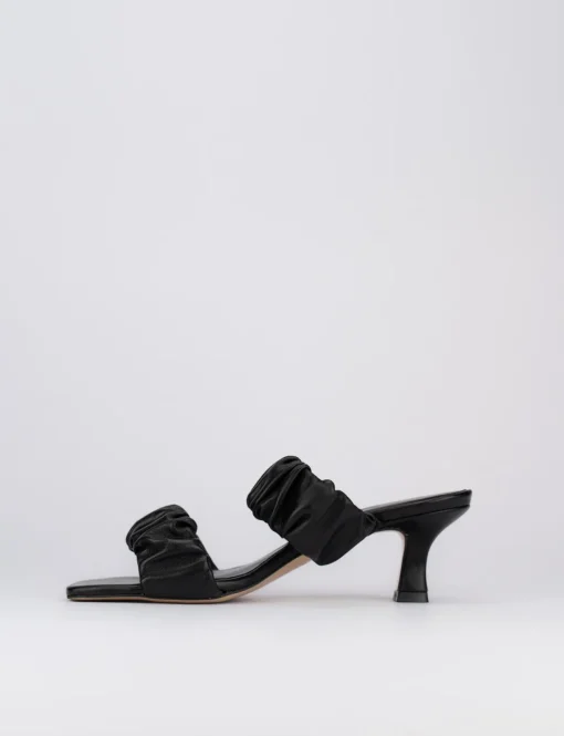 Ciabatta da passeggio tacco 5 cm nero pelle