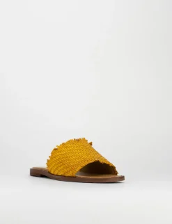 Ciabatta da passeggio tacco 1 cm giallo pelle