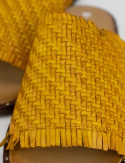 Ciabatta da passeggio tacco 1 cm giallo pelle