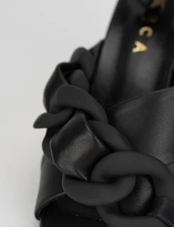 Ciabatta da passeggio tacco 8.5 cm nero pelle