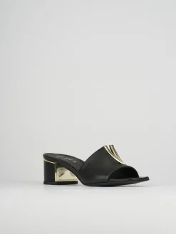 Ciabatta tacco 5 cm nero pelle