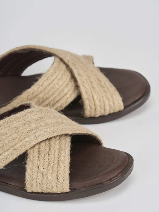 Ciabatta tacco 1cm beige pelle