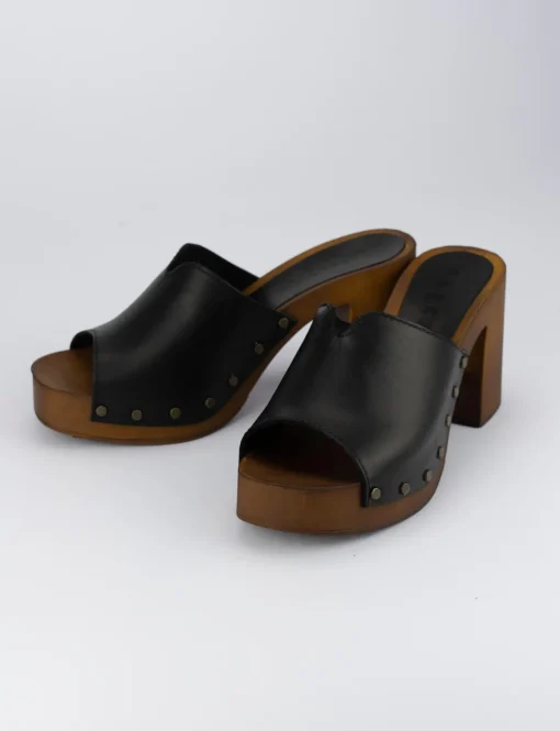Ciabatta zoccolo da passeggio tacco 7 cm nero pelle