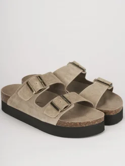 Ciabatte tacco 2cm camoscio beige