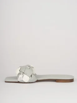 Ciabatte tacco 1cm pelle azzurro