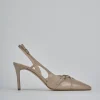 Décolleté e slingback tacco 7cm vernice beige