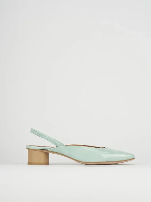 Décolleté e slingback tacco 4cm vernice azzurro