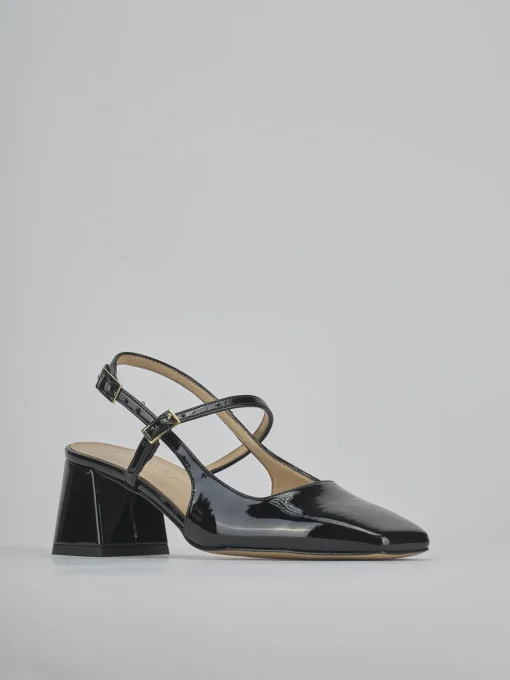 Décolleté e slingback tacco 5cm vernice nero