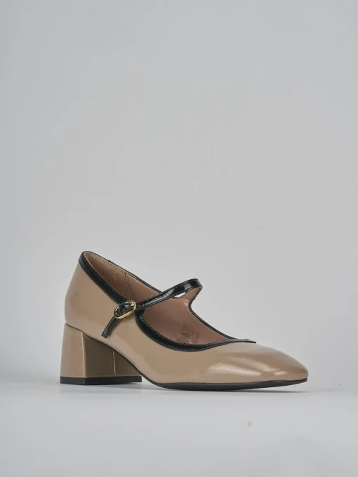Décolleté e slingback tacco 5cm vernice beige