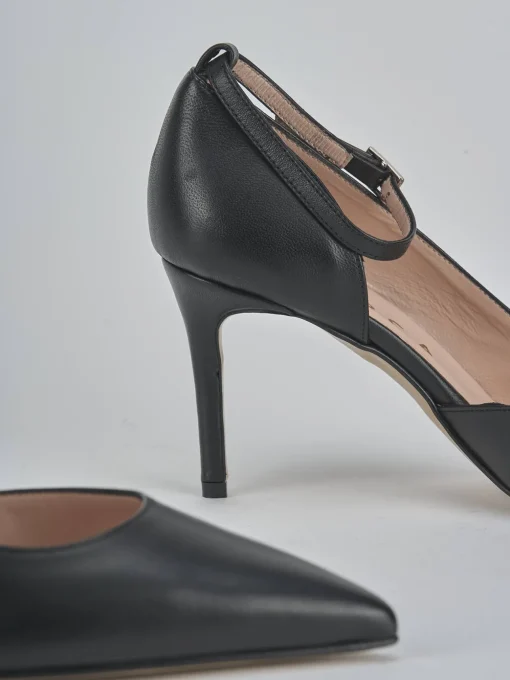 Décolleté e slingback tacco 7cm pelle nero