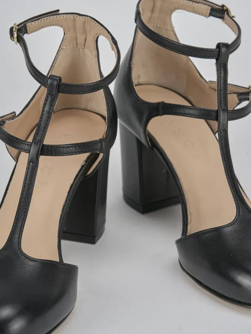 Décolleté e slingback tacco 8cm pelle nero