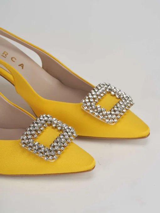 Décolleté e slingback tacco 5cm raso giallo