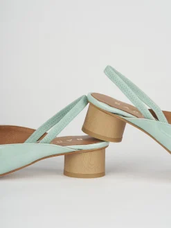 Décolleté e slingback tacco 4cm vernice azzurro