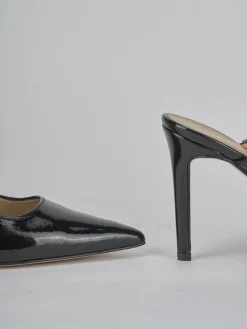Décolleté e slingback tacco 9cm vernice nero