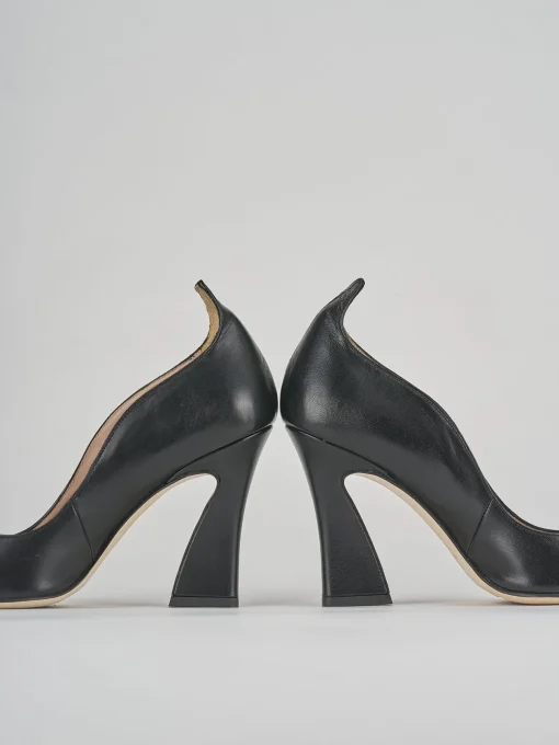 Décolleté e slingback tacco 9cm pelle nero
