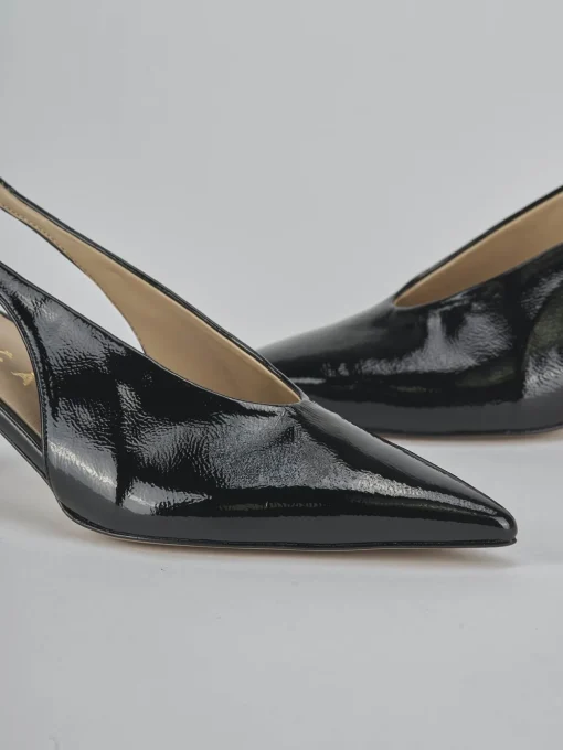 Décolleté e slingback tacco 4cm vernice nero