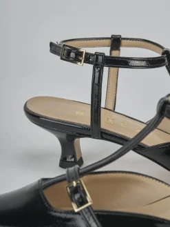 Décolleté e slingback tacco 4cm vernice nero