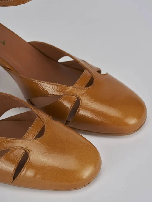 Décolleté e slingback tacco 7cm pelle marrone