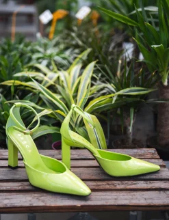 Décolleté e slingback tacco 9cm vernice verde